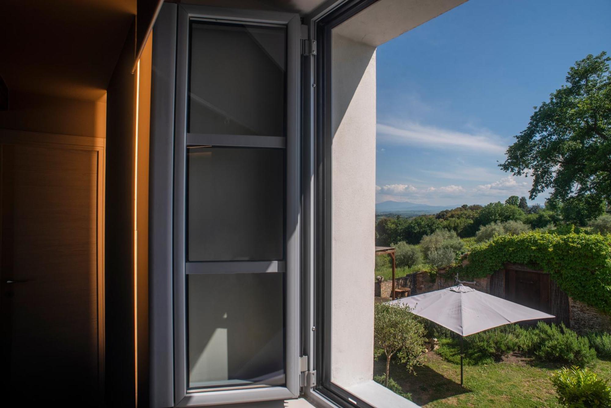 Palazzo Del Papa Country Suites Сиена Екстериор снимка